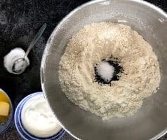 Indický kynutý chléb naan