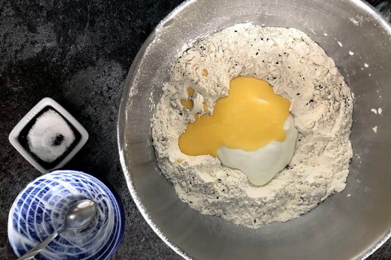 Indický kynutý chléb naan