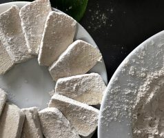 Tofu v sečuánském stylu s rýží a zeleninou