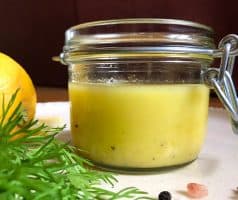 Klasická salátová zálivka vinaigrette