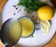 Klasická salátová zálivka vinaigrette