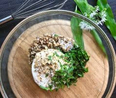 Pomazánka z medvědího česneku