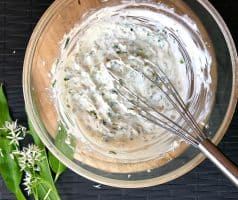 Pomazánka z medvědího česneku